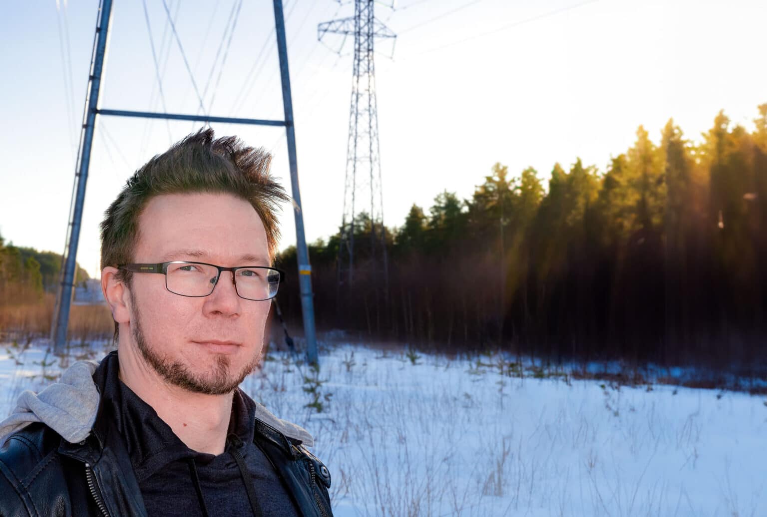 Mill lailla rakennetaan kantaverkkoa ja suurj nnitteist jakeluverkkoa